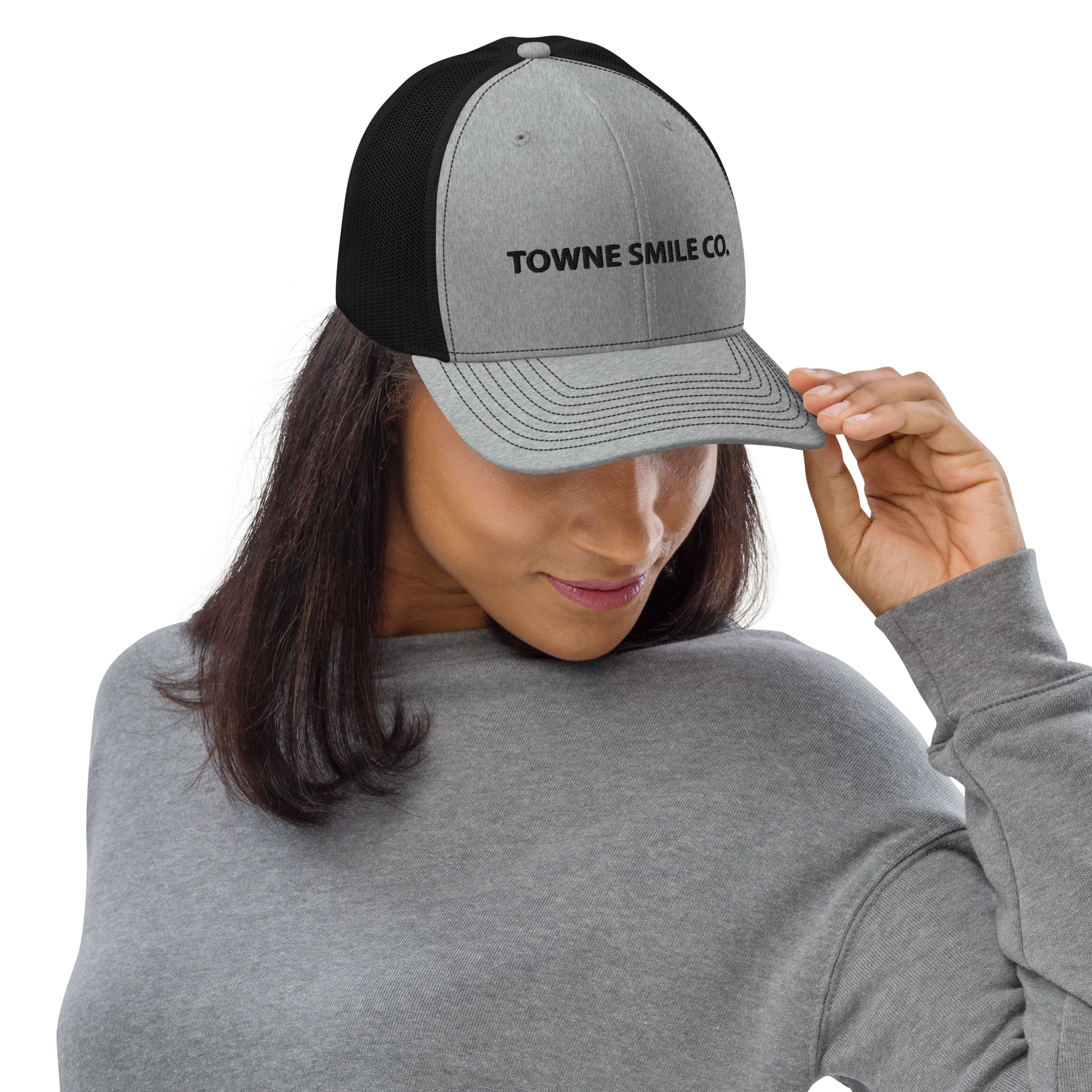 SIGNATURE. Trucker Snapback Cap